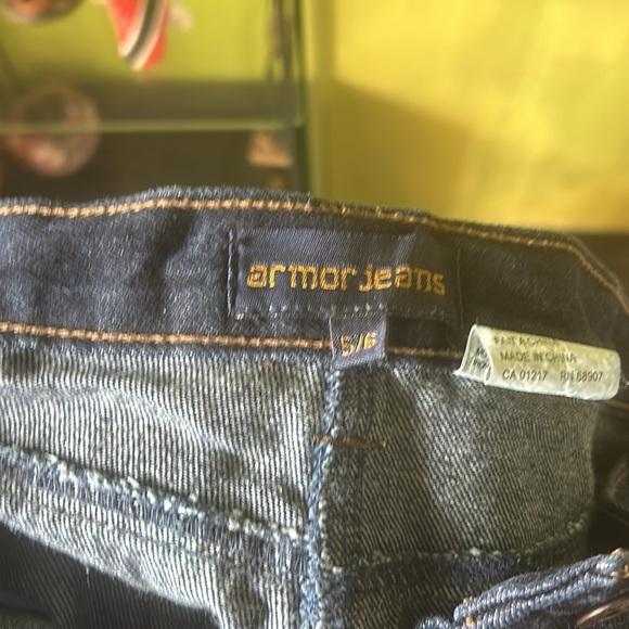 Women Jeans - Picture 4 of 4